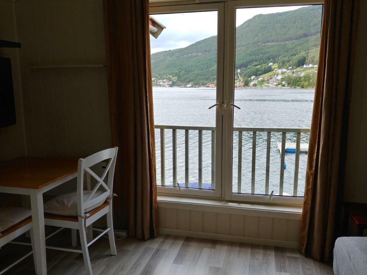Nedre Amla Fjord Apartment Kaupanger Exterior foto
